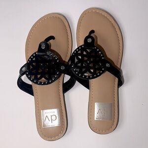 DOLCE VITA KIDS FLAT SANDALS